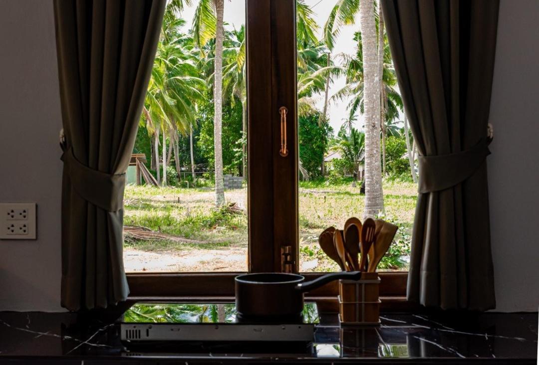 Anahata Resort Lipa Noi Exterior photo