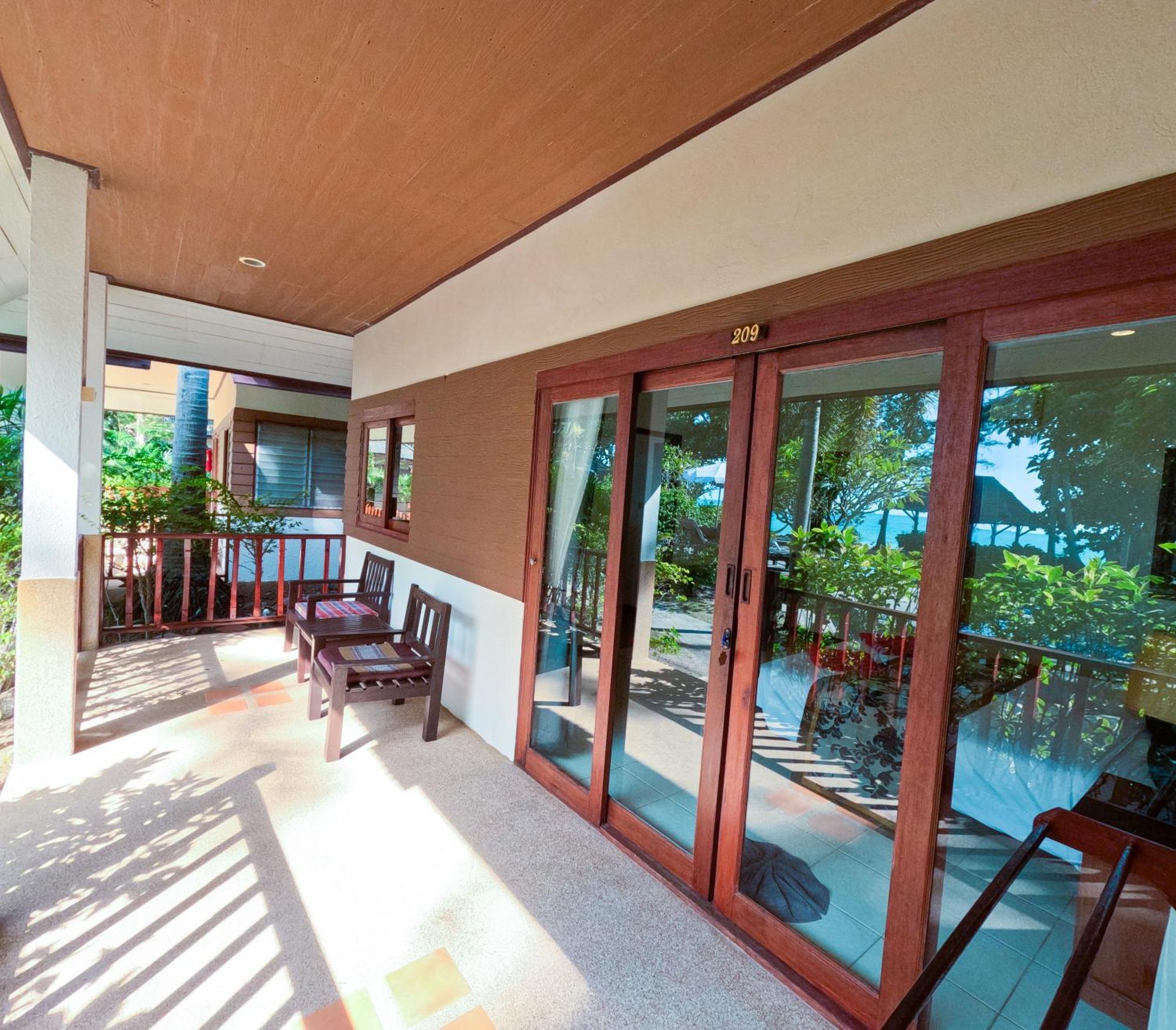 Anahata Resort Lipa Noi Exterior photo