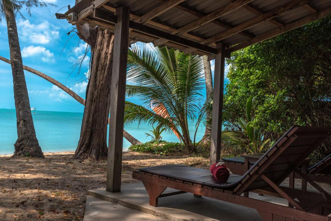 Anahata Resort Lipa Noi Exterior photo